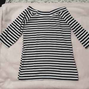 Short sleeve stripe top
